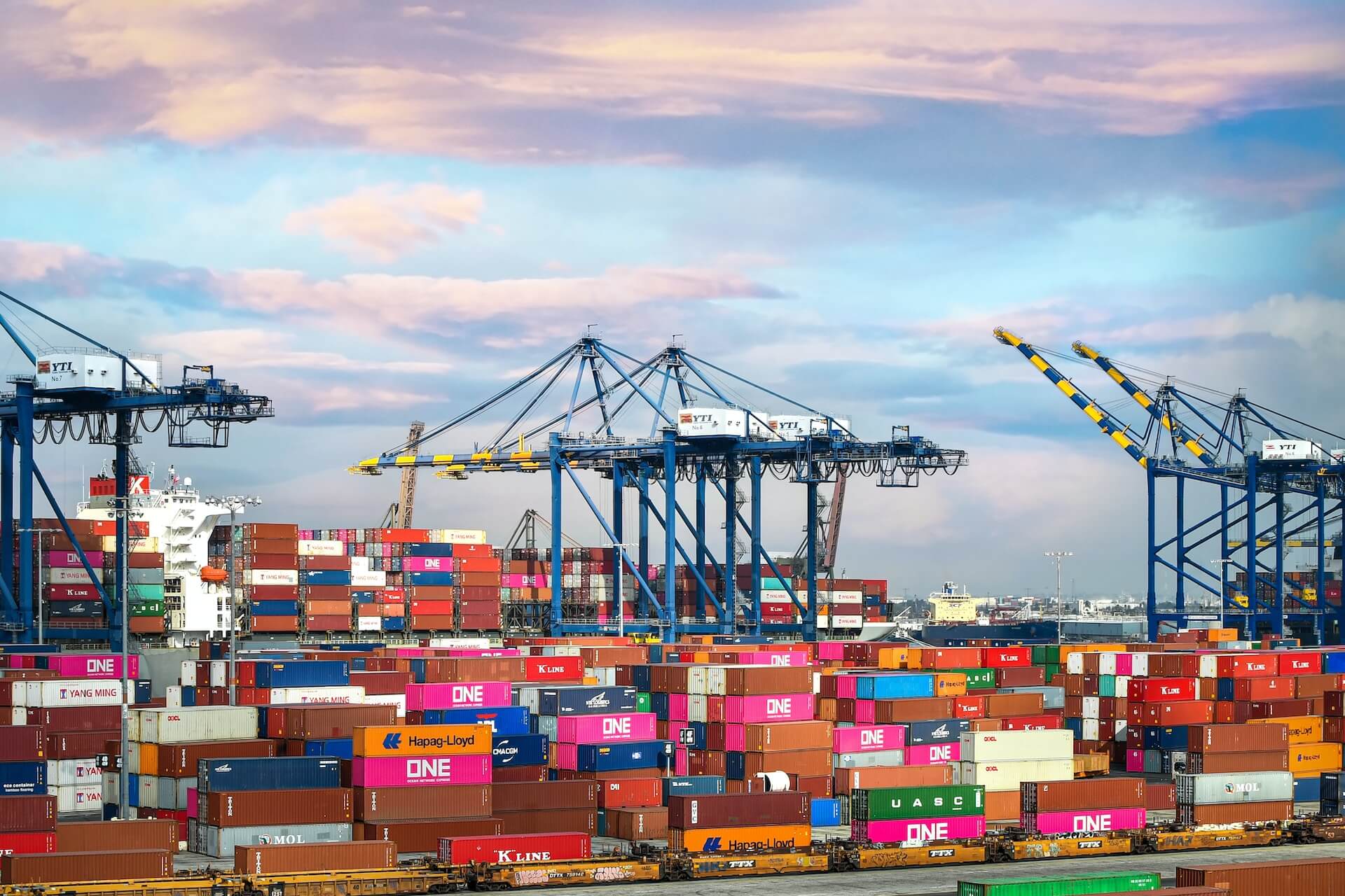 News Roundup: Asia to U.S. West Coast Route Sees Reliability Increase, Maersk Announces Thousands Of Job Cuts & More